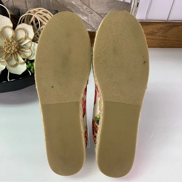 Yellow Box Lucetta Jewel Embellished Floral Slip On Espadrilles - Picture 8 of 9